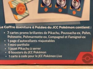Cartes promo Pokémon brillantes et accessoires pour le jeu Pokémon TCG, coffret aventure Paldea JCC, idéal pour collectionneurs et joueurs.