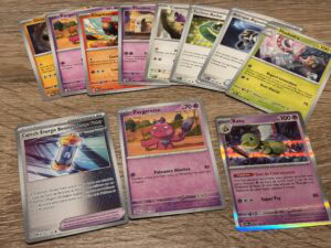 Clonage Pokémon et cartes de jeu à collectionner, idéal pour collectionneurs et fans de jeux de cartes stratégiques Pokémon.