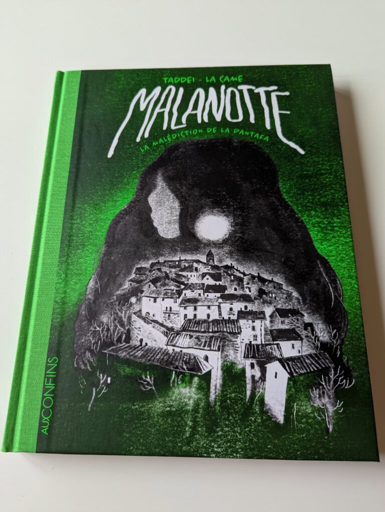 Malianote, roman de Taddei La Game, illustré avec une couverture verte représentant un paysage urbain stylisé et un visage mystérieux, évoquant la magie et la malédiction de la Pantaafaire.