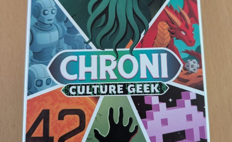 Robot futuriste en bleu avec style cartoon, dragon rouge avec détails d'ornements, illustration de météore orange, chiffre 42 en noir sur fond orange, main sombre en silhouette, créature pixelisée violette ; jeu de société Chroni, culture geek, jeu de rôle, images inspirantes pour passionnés.