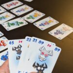 Jeu de cartes pour adultes et enfants, divertissement familial ou entre amis, idéal pour les soirées ludiques.