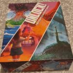 Jeu de société aventure "Unicorns", illustrations de volcans, paysages marins et châteaux, parfait pour les amateurs de jeux familiaux et d'exploration.