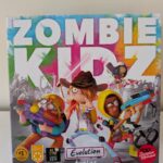 Jeu de société Zombiekidz inspiré des jeux d'action et aventure, parfait pour les amateurs de jeux de stratégie et de zombies.