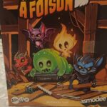 Jeu de société Fantômes à Foison, idéal pour les familles et amateurs de jeux de stratégie, avec des personnages fantomatiques colorés et amusants, parfait pour des soirées conviviales.