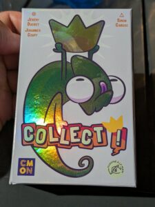 Jeu de société Collect ! avec un personnage de dessin animé portant une couronne, illustré dans un style coloré et ludique.