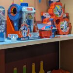 Jeux éducatifs CrunchLabs pour Noël 2026, mettant en avant la science et l'ingénierie pour les enfants.