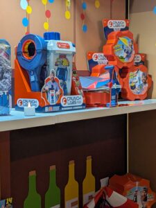 Jeux éducatifs CrunchLabs pour Noël 2026, mettant en avant la science et l'ingénierie pour les enfants.