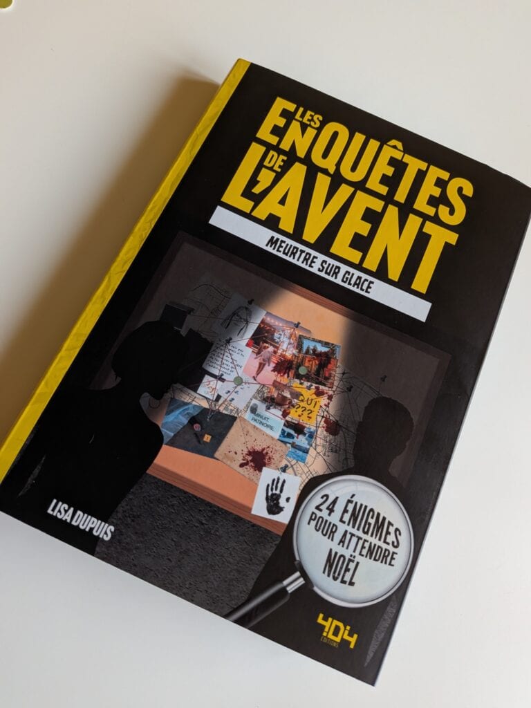 Couverture du livre 'Les Enquêtes de l'Avent' avec un titre en jaune et noir, illustrant un thème d'enquête et de mystère pour un public adulte.